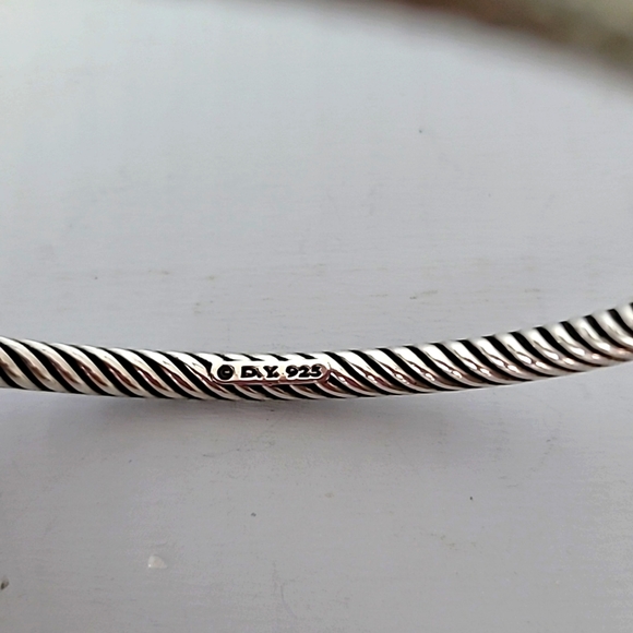 David Yurman Hammered Cable Inside Cable Bangle Bracelet - Picture 2 of 6